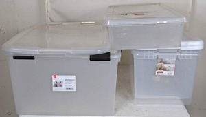 lot 181 image: Lot of 5 Plastic Storage Bins with Lids, Plus 3 Spare Lids