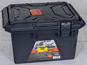 lot 199 image: NEW Plano 16 qt. Black Storage Case