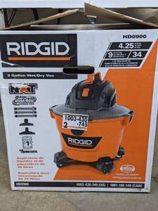 lot 230 image: RIDGID 9 Gal. 4.25-Peak HP NXT WetDry Shop Vacuum
