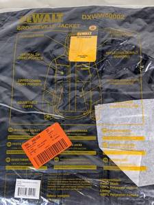 lot 51 image: DEWALT Brookeville Mens Size Large Black Polyester Waterproof Hooded Jacket
