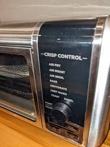lot 116 image: Ninja SP101 Digital Air Fry Countertop Oven with 8-in-1 Functionality