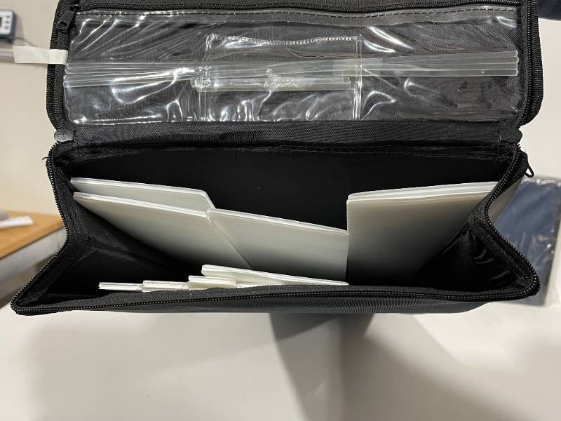 lot 76 image: 2 Rubbermaid Spacemakers