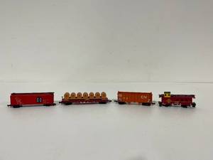 lot 16 image: Electric Train Cars
