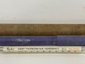 lot 6 image: Vintage Taylor Dairy Thermometer Fahrenheit