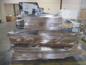lot 401 image: MIXED PALLET (Approximately 155 Pieces) OF FURNITURE, SMALL HOUSEWARES, AND MORE