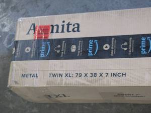 lot 304 image: Zinus Armita Metal Twin XL 7 in. Smart Box Spring Model HD-ABS-7TXL