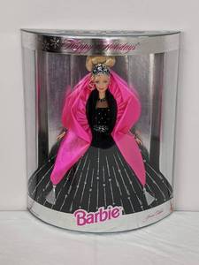 lot 30 image: New Vintage Mattel 1998 Special Edition Happy Holidays Barbie Doll #20200 - P.C