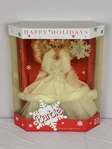 lot 40 image: New Vintage Mattel Happy Holidays Special Edition Barbie #3523 - P.C.