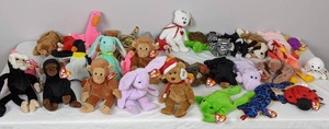 lot 49 image: Ty Beanie Babies Collection w Tags