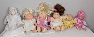 lot 51 image: Vintage Doll Collection Cabbage Patch and More