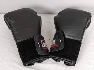 lot 53 image: Black Contender Boxing Gloves 14oz
