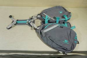 lot 100 image: Mountainsmith K-9 Dog Pack - Large