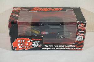 lot 16 image: Racing Champions Snap-On Tools 1937 Ford Humpback Die Cast Car