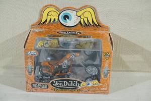 lot 28 image: Jada Toys Von Dutch Kustom Cycles Cruel World 118 Scale Die Cast Motorcycle