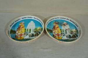 lot 49 image: Vintage Metal Grain Belt Beer Serving Trays