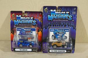 lot 126 image: Muscle Machines 164 Scale Cars - 48 Anglia, 32 Ford Roadster