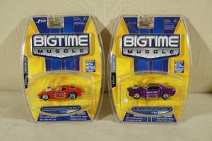 lot 128 image: Jada Big Time Muscle Cars - Cuda, Corvette