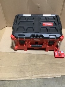 Milwaukee PACKOUT 22 in. Large Portable Tool Box Fits Modular Storage System. See Pictures