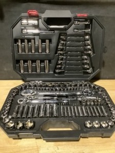 Husky Mechanics Tool Set (149-Piece). See Pictures