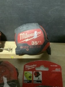 Various Sizes & Conditions of Milwaukee Tape Measures. See Pictures