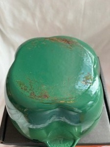 lot 2 image: Le Creuset Bell Pepper Cocotte 2Qt.