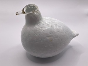 lot 36 image: Oiva Toikka Willow Grouse (Riekko) Glass Glass Bird