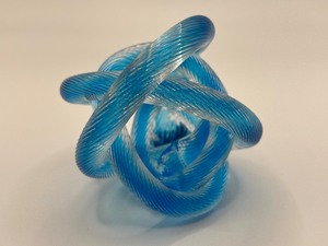 lot 33 image: Cool Rope Look Paperweight