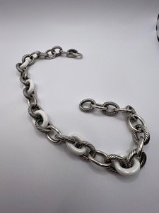 lot 56 image: Amazing David Yurman Sterling Silver and White Ceramic Oval Link Chain Necklace