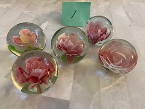 lot 57 image: Mixed Lot of Paperweights Number 1