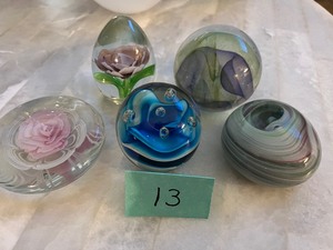 lot 70 image: Nice Mixed Lot of Paperweights Number 13