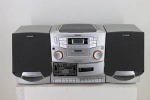 Sony Boombax