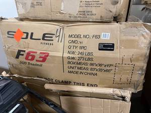 lot 41 image: Sole F63 Treadmill Original Customer Returns see the Pictures