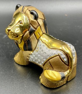 lot 145 image: Ruccinni Lion Themed Trinket Box