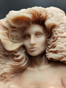 lot 15 image: Rick Cain The Balance Resin Bust