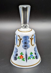 lot 18 image: Bohemian Czech Glass Bell