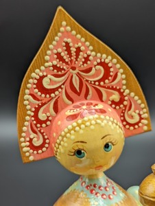 lot 34 image: Vintage Lovely Hand Painted Russian Matryoshka Wooden Doll