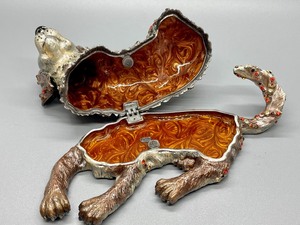 lot 210 image: Precious Puppy Trinket Box by Ruccini