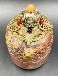 lot 159 image: Spectacular Spice Jar