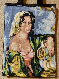 lot 255 image: Nifty Handcrafted Needlepoint Bag