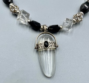 lot 272 image: Beautiful Beaded Necklace by Gail B
