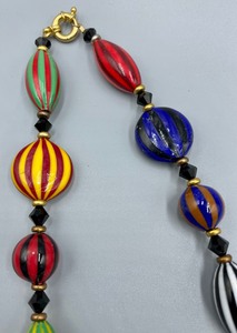 lot 280 image: Gorgeous Gail B Beaded Necklace