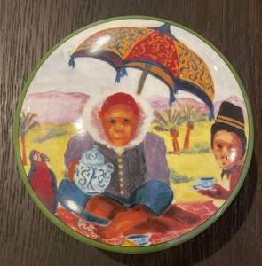 lot 276 image: Liz Ross The Monkey and the Peddler Trinket Box