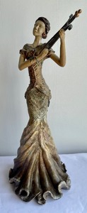 lot 285 image: Tall Resin Lady Figurine