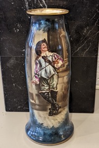 lot 7 image: Large Royal Bonn Germany Musketeer Vase