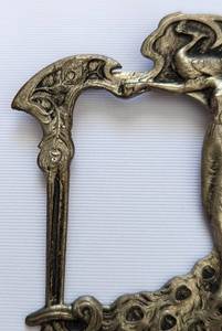 lot 330 image: Figural Art Nouveau Brooch