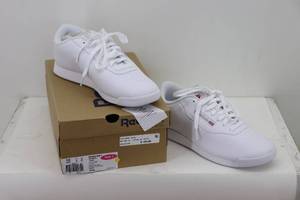 NEW Reebok Womens Shoes