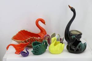 GlassPorcelain Colored Swans