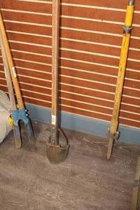 lot 244 image: Post Hole Digger