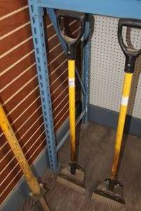lot 246 image: Shingle Remover