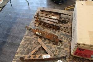 lot 260 image: Lot of (6) Roof Brackets